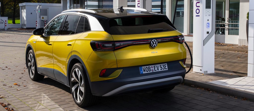 Volkswagen ostrzega właścicieli ID.4. Akcje serwisowe po pożarach akumulatorów