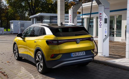 Volkswagen poinformował o ryzyku pożaru akumulatora trakcyjnego modelu ID.4., obejmujące łącznie pon