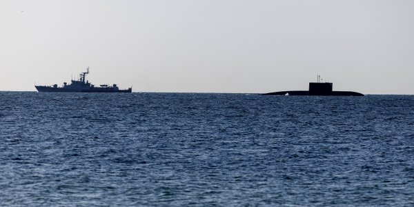 Okręty podwodne płyną powoli, ale do celu