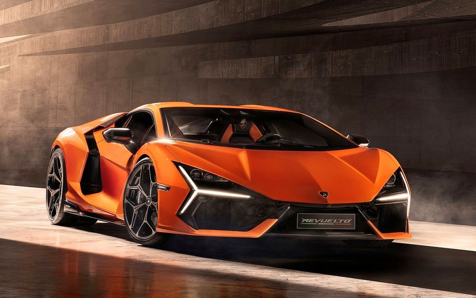 Lamborghini Revuelto