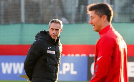 Paulo Sousa i Robert Lewandowski na ostatnim treningu w Warszawie