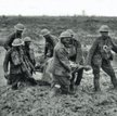 Ewakuacja rannego pod Passchendaele, sierpień 1917 r.