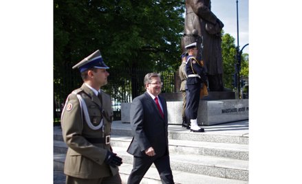 Prezydent Komorowski marzy o byciu Józefem Piłsudskim?