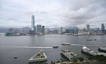 Hongkong: 42 nowe zakażenia. Wracają obostrzenia