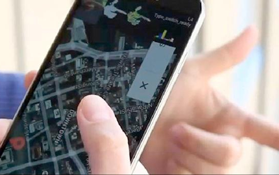 Żeby sterować smartfonem wcale nie trzeba dotykać ekranu — przekonują szwajcarscy inżynierowie.