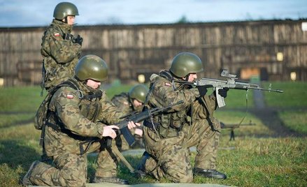 Koszary i poligony do cywila
