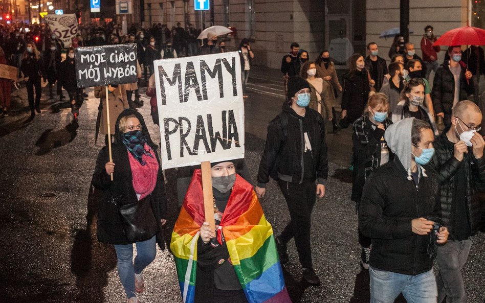 Wyrok TK dot. aborcji jest gotowy do publikacji w Dzienniku Ustaw