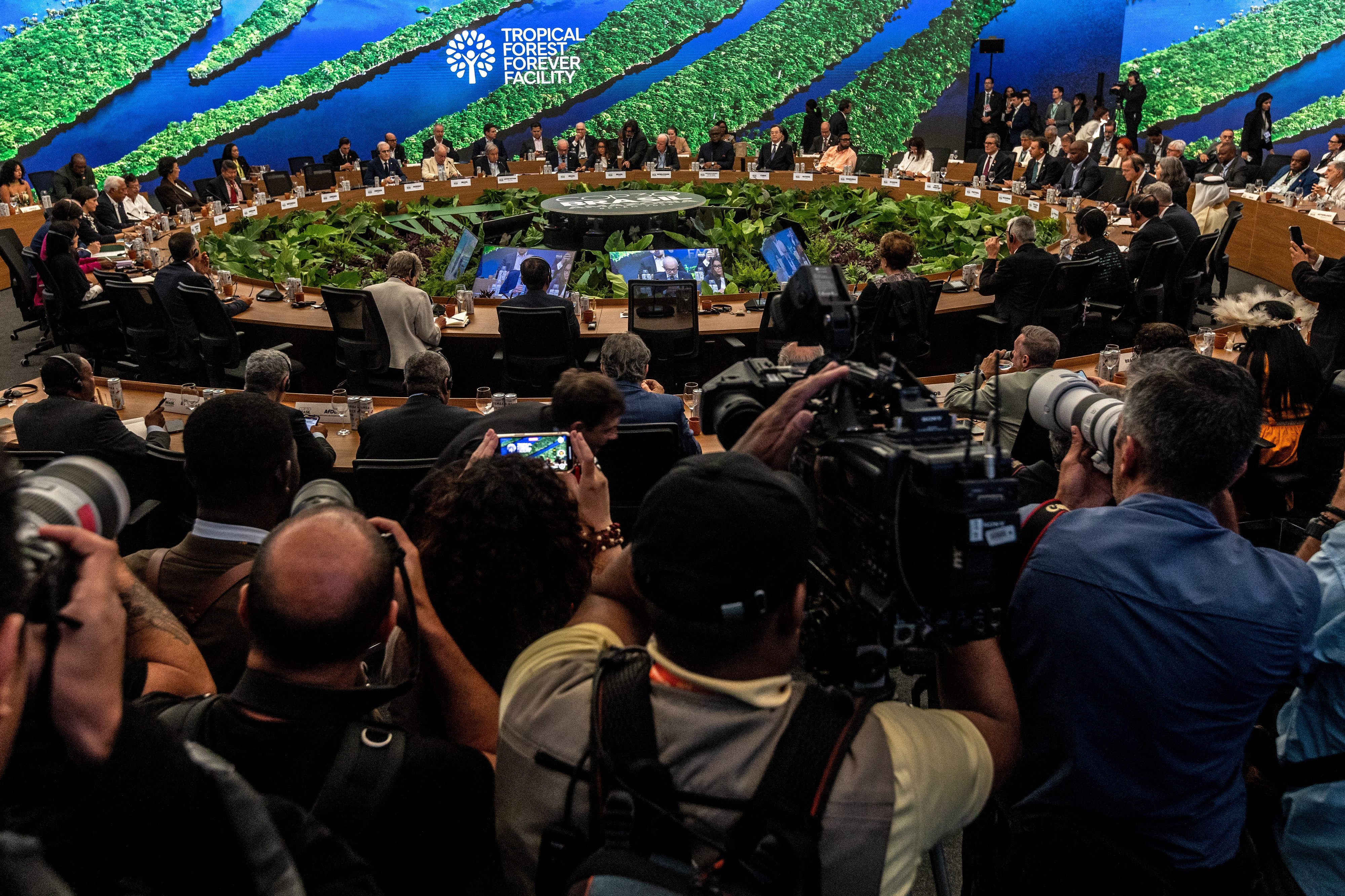 Rok wciśniętego hamulca: jak świat odwraca się od wyzwań klimatycznych