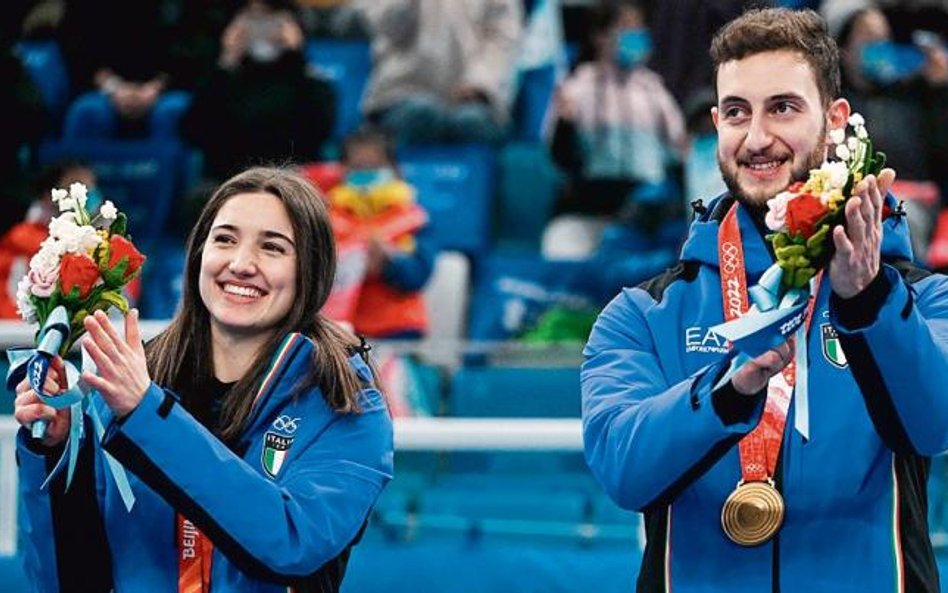 Stefania Constantini i Amos Mosaner na podium