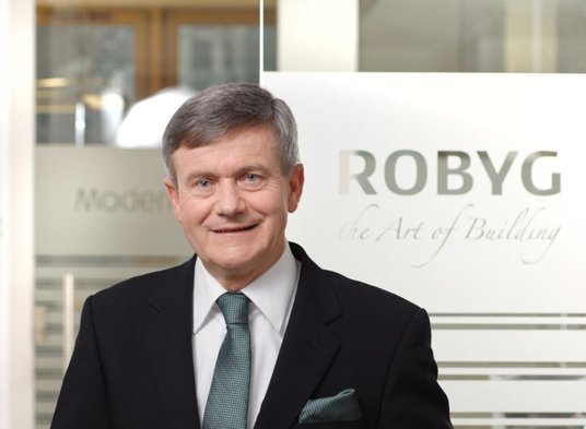 Prezes Grupy Robyg Zbigniew Okoński