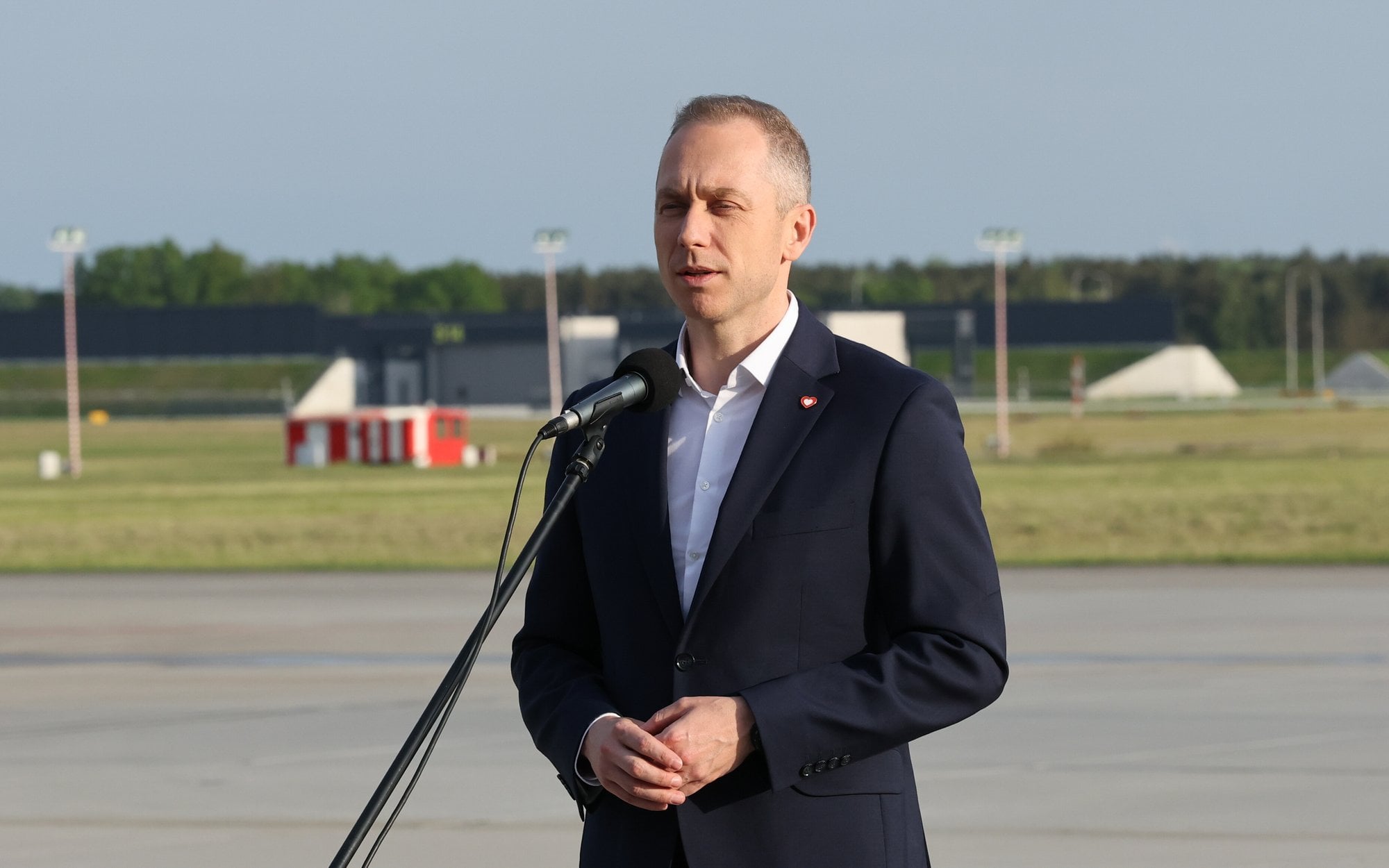 Cezary Tomczyk: Informację o utrzymaniu zaangażowania USA rząd dostał przed komunikatem Donalda Trumpa
