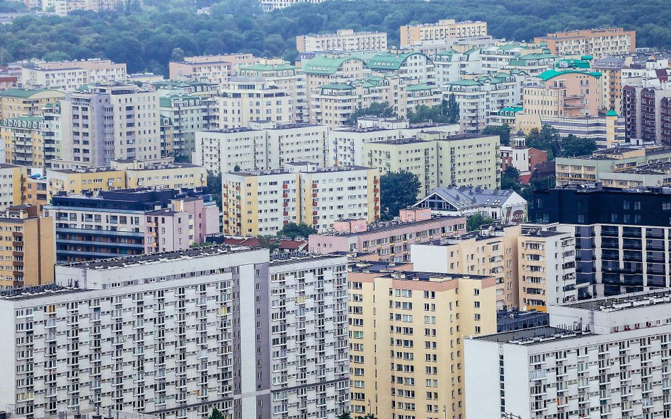 Adwokat skazany na bezwzględne więzienie za szkody w spółdzielni