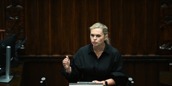 Senacka Komisja Edukacji bez poprawek do trzech nowelizacji Karty Nauczyciela