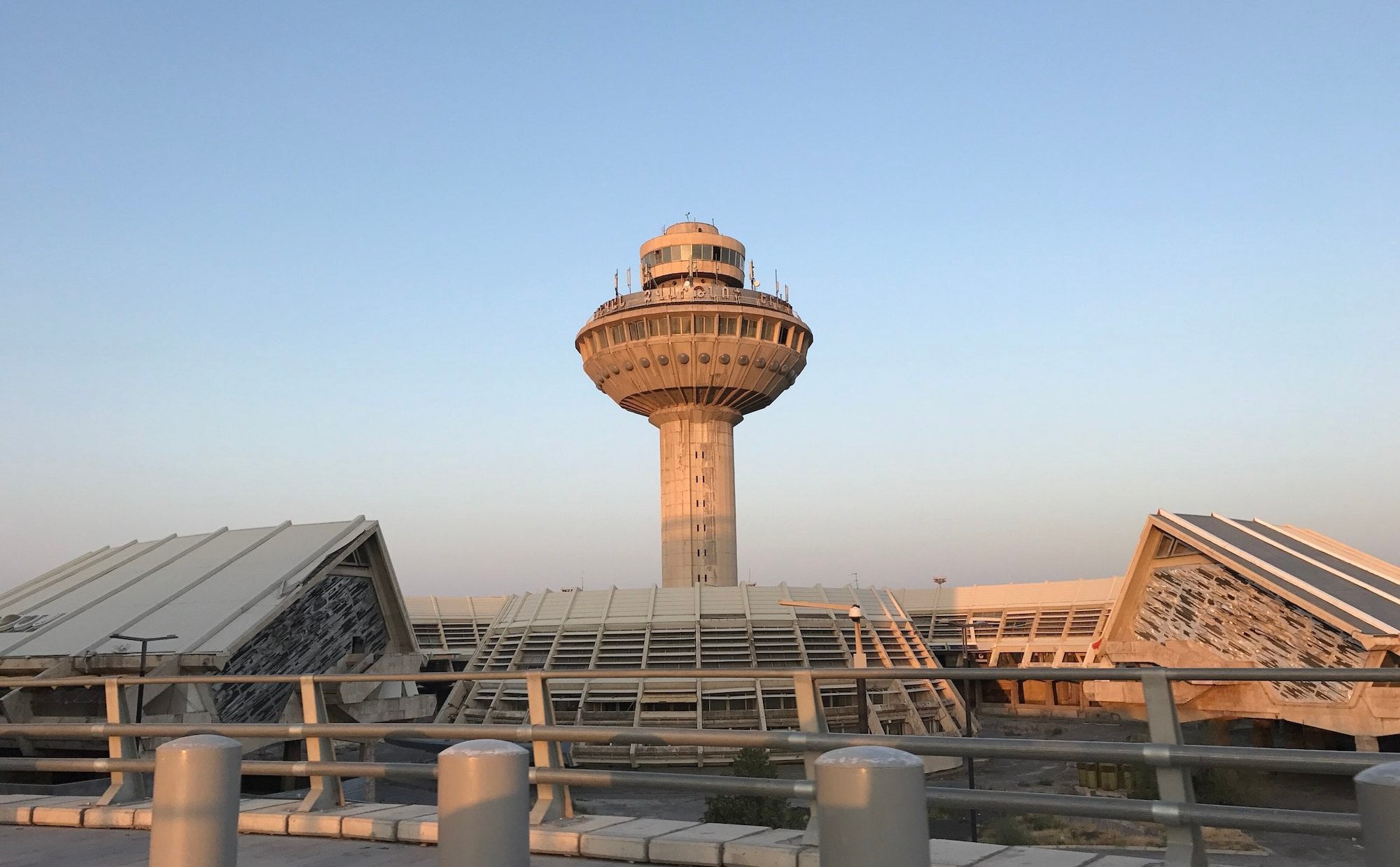 Terminal lotniska w Erywaniu zagrożony rozbiórką. Był ikoną modernizmu w ZSRR