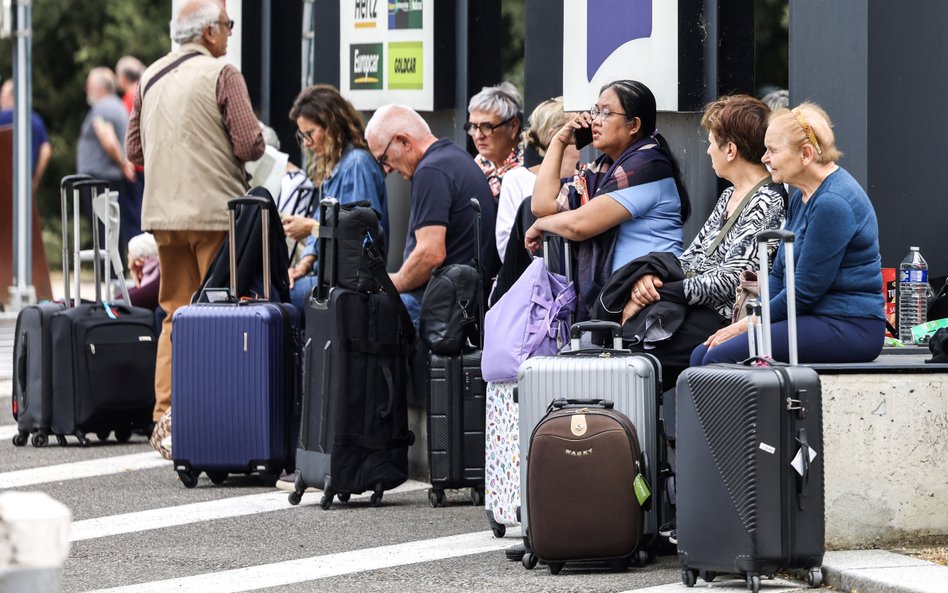 Pasażerowie powinni łatwo znaleźć informację o swoich prawach - wskazuje rząd