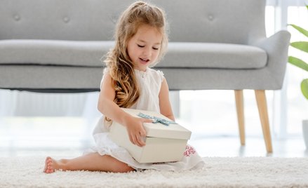 Dr Magdalena Śniegulska: Prezenty odgrywają ważną rolę w procesie wychowawczym.