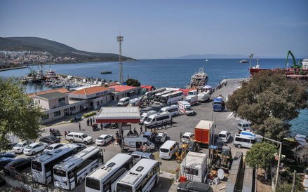 Już w Turcji. Port w Dikili