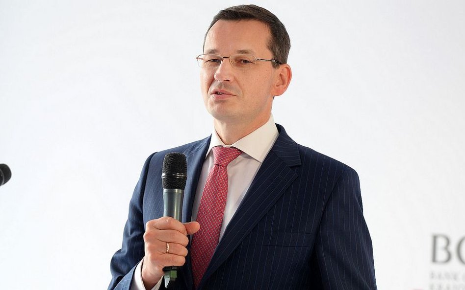 Nowoczesna: Morawiecki jak papież. PO: jak krzyżowiec