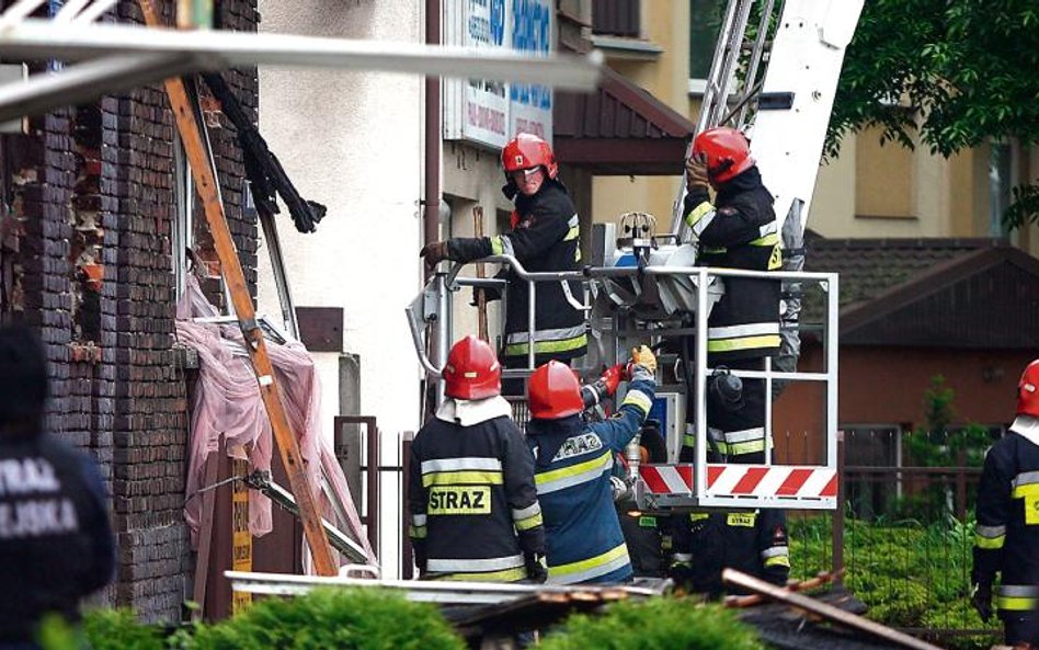 Brak polisy może sprawić, że w razie zniszczenia domu znajdziemy się w poważnych tarapatach finansow