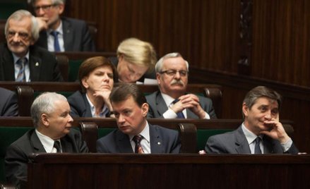Błaszczak: Awans dla koleżanki Kopacz