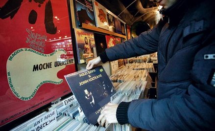 W antykwariacie płytowym Muzant przy Wareckiej 4/6 można spotkać prawdziwe białe kruki. Jego kliente