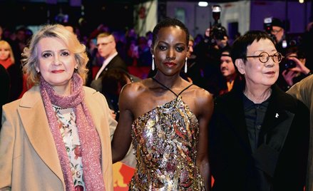 „Niechby kto w końcu wyjaśnił: po kiego »diabła« było przychodzić na świat jako kobieta (w dodatku n