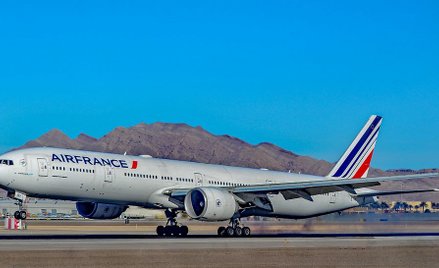 Samolot Air France lądował awaryjnie na Syberii. Zastępcza maszyna też się zepsuła