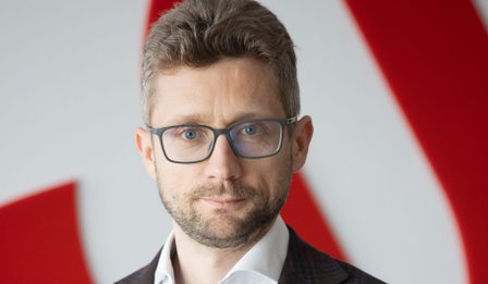 1 miejsce – 74 pkt Można powiedzieć, że Mateusz Choromański, który jest szefem maklerów w Santander 