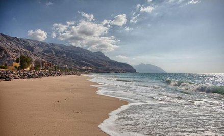Oman na Półwyspie Arabskim to coraz bardziej popularny kierunek. Tygodniowy pobyt w pięciogwiazdkowy