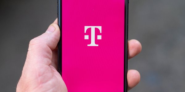 UOKiK: operator nie może w ten sposób karać abonenta za spóźnienie z płatnością