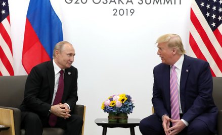 Trump spotkał się z Putinem. "Nie wtrącaj się w wybory"