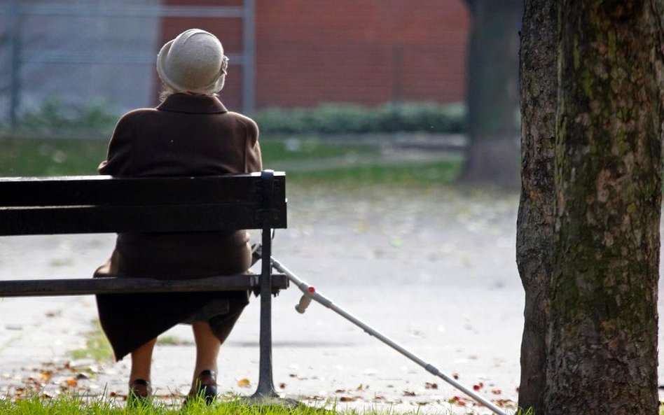 Kiedy starsi nie będą sami akceptować swej starości, nie będzie jej akceptować także i młodzież