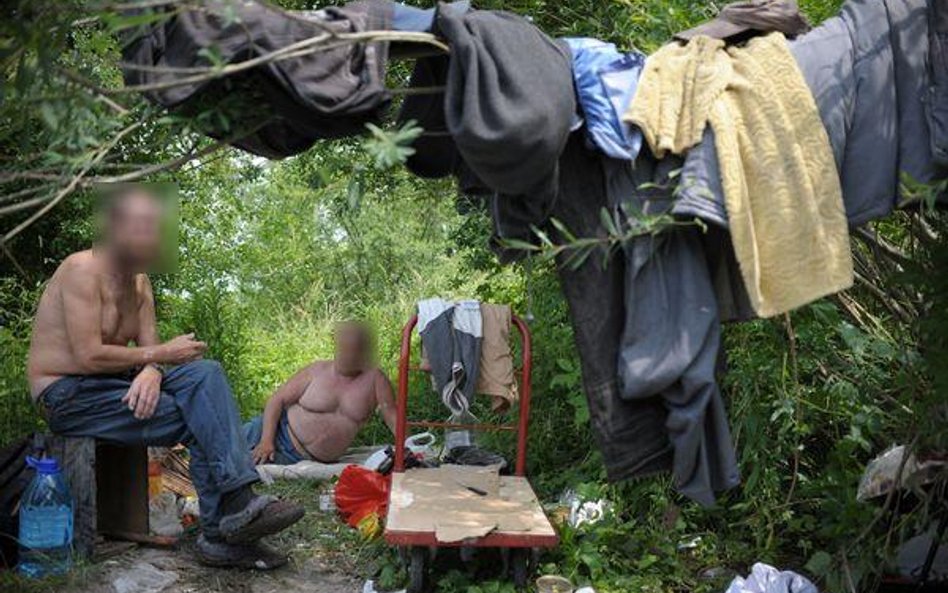 Skalę bezdomności w Polsce można wstępnie określić na ponad 24 tys. osób