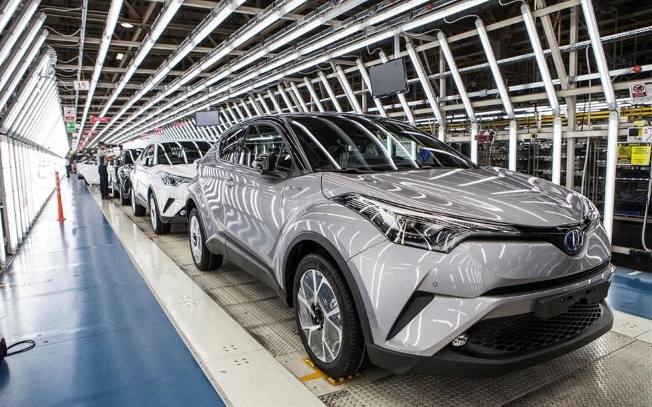 Toyota rozpoczęła w Europie produkcję swojego najnowszego modelu – crossovera C-HR.