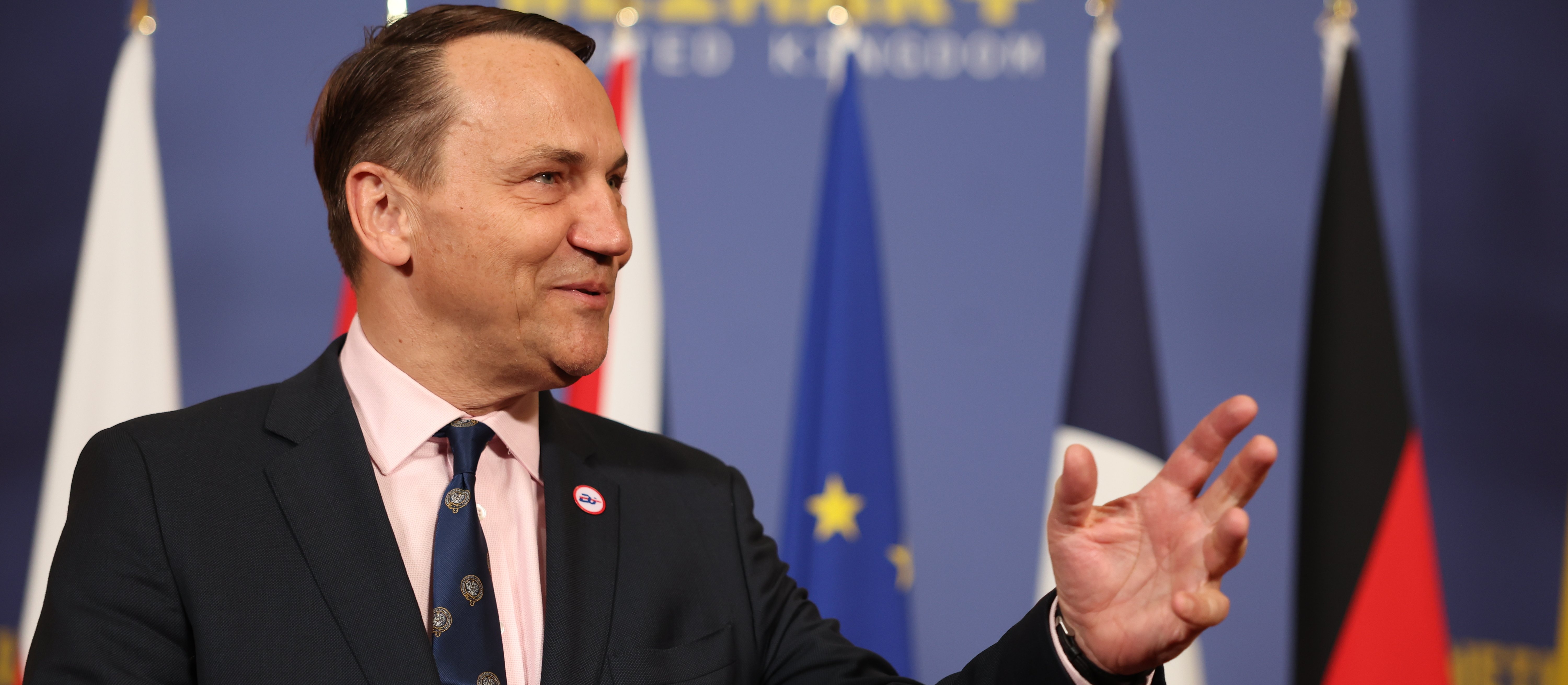 Dokąd jeździ Radosław Sikorski? Lista może zaskakiwać