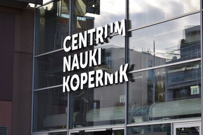 Warsztaty odbędą się w przestrzeniach Pracowni Przewrotu Kopernikańskiego w Centrum Nauki Kopernik