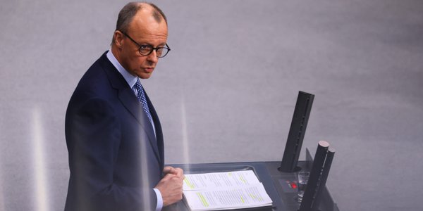 Marek A. Cichocki: Amerykańskie wycofanie, francuskie ambicje, niemieckie przywództwo