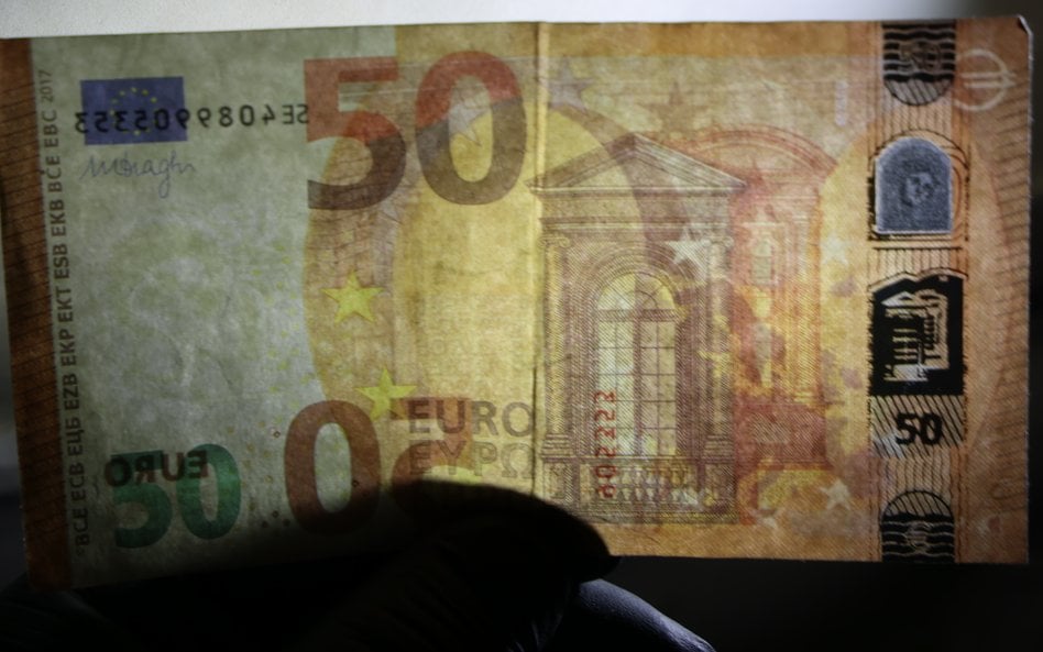 Jeden z banknotów znalezionych przez ABW w fabryczce pod Wołominem. Za jej uruchomienie odpowiadał m