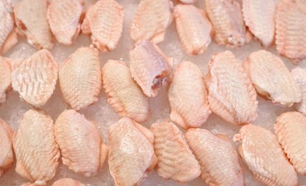 Chiny: Koronawirus na mrożonych kurczakach z Brazylii