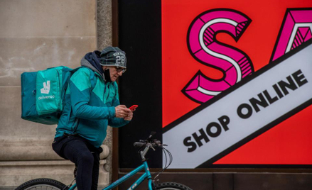 Deliveroo zachęca klientów do udziału w IPO