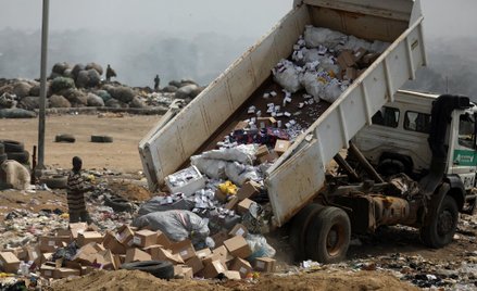 Nigeria zniszczyła milion dawek szczepionki przeciw COVID-19