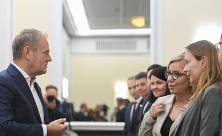 Premier Donald Tusk i minister klimatu i środowiska Paulina Hennig-Kloska