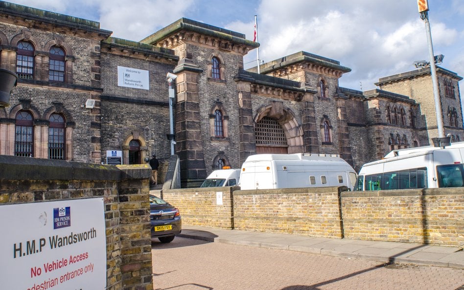 Więzienie HMP Wandsworth w Londynie, w którym niemal połowę populacji stanowią obcokrajowcy. Według 