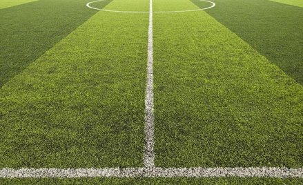 Rosja: mundial rekordowo drogi, stadiony w kłopotach