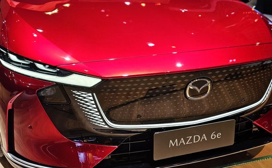 Mazda 6e