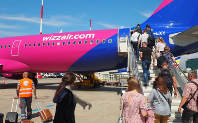 Wizz Air ogranicza loty z Polski. Nie zna jednak rozmiarów akcji
