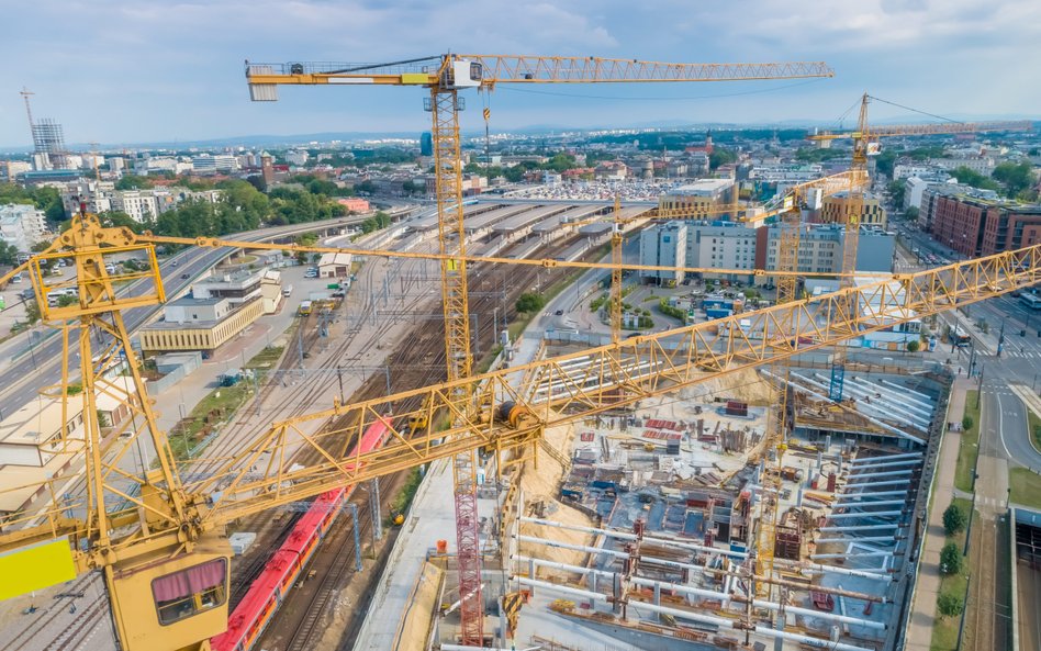 Podaż atrakcyjnych gruntów pod osiedla mieszkaniowe w największych miastach jest bardzo mała.