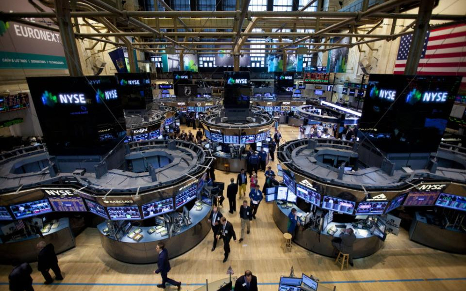 Wall Street odrabia straty