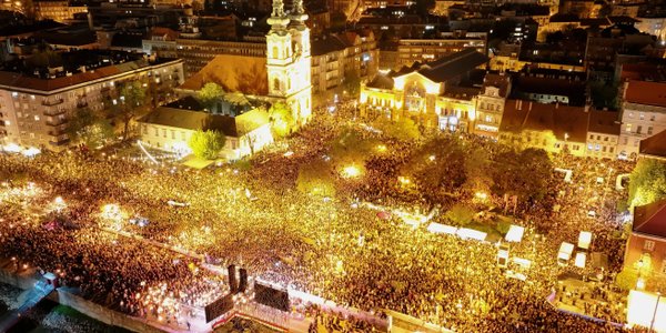Forint i akcje węgierskie zyskują po wyborach. Rekord na giełdzie