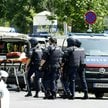 Policjanci na miejscu strzelaniny w Grazu